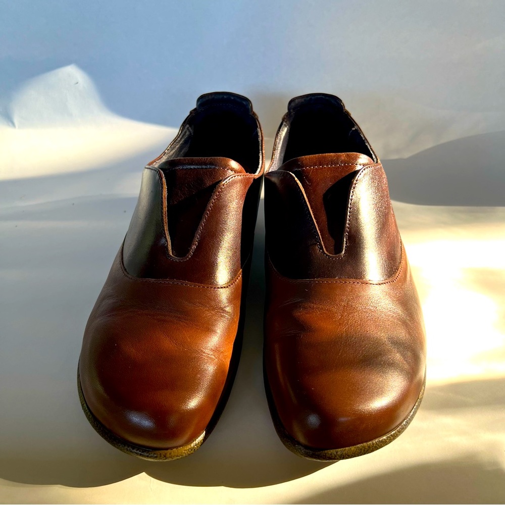 Two tone Naot Karo loafers quality leather brown gently worn size 9